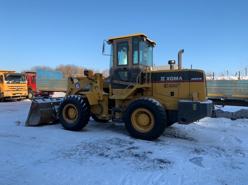 Погрузчик фронтальный XGMA XG931H